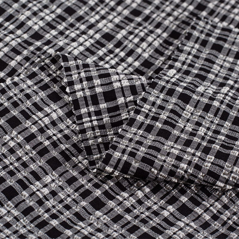 130gsm Black & White Nylon-Polyester Fashion Bubble Jacquard Fabric